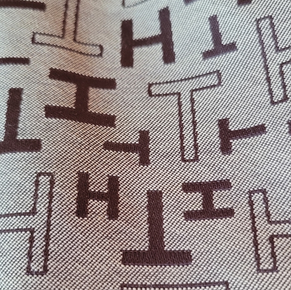 Tommy Hilfiger Canvas Bag - Picture 6 of 6